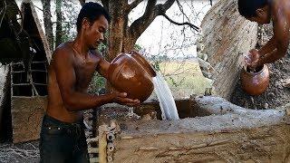 Primitive daily life : Build water filter tank From Bamboo and Mud