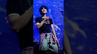 네가 준 오로라는 항상 그 보라색을 띠고 나를 지나갈 때도 #원위 #ONEWE