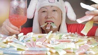 MUKBANG | 5가지맛 닉클립 왁스병 캔디 먹방 キャンディ Kẹo ลูกอม NIK-L-NIPS WAX BOTTLES CANDY EATING SHOW SOUNDS ASMR