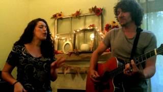 Erin O'Neill and Gooding perform "Fallin'" by Alicia Keys