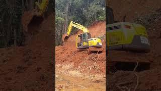 Hydrolic powerful work by machine #bigmachine #excavator #youtobe