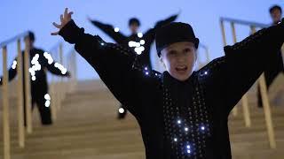 DEMO Dance Studio LED performance