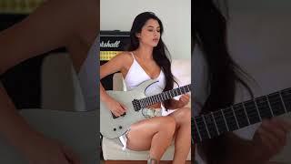 The kids aren’t alright  #offspring : Larissa Livier #guitar #guitarsolo #guitargirl #guitarcover