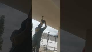 perforado, con un roto martillo