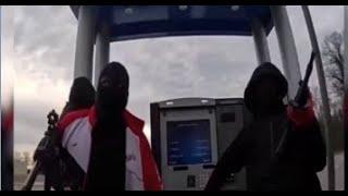 Three men with assault rifles rob armored truck at Memphis ATM