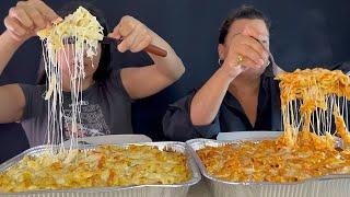 EATING CHEESY PASTA WITH MY MOM | MUKBANG | ASMR | EATING SOUNDS