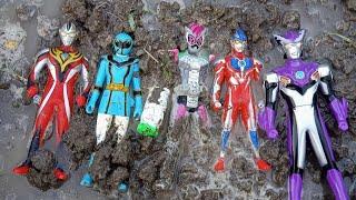 SERU BANGET. Menemukan Harta Karun Ultraman, Kamen Rider Build Dan Ninja steel Di Dalam Tanah