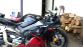 my dads awsome bike!!!!.MOV