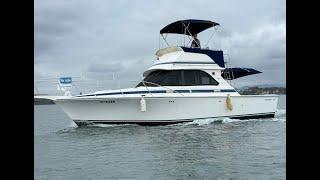 Bertram 35 Flybridge Cruiser - Walkthrough