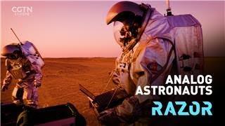 The 'Analog Astronauts' training for the first Mars missions: RAZOR