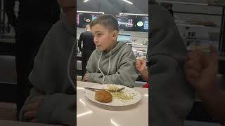 Еда в столовой, первый раз!️(ЛяпсикиТв)