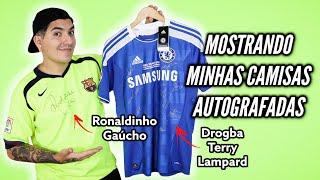 MOSTRANDO MINHAS CAMISAS AUTOGRAFADAS