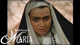 Simplemente María (1989): Lorena persigue a María y roba a Luli