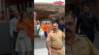 Sonali Bendre & Dakota Johnson visits Siddhivinayak temple to take blessings #shorts #dakotajohnson