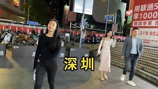 夜逛广东省深圳市东门老街 晚上年轻的男男女女都出来了 很多美女喜欢来这里打卡 China shenzhen city downtown walking street nightlife