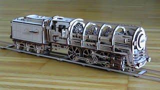 Steam Locomotive with Tender – A wooden model by UGEARS