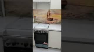 Глянцевая кухня из Акрила с каменной столешницей в подоконник. Белорусские кухни ЗОВ в Новогиреево