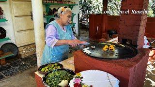 Early in the morning I went to look for purslane to cook it with chicken in a very good sauce and...