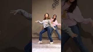 Love Ya | Dance Shorts | Payal Rawat  Choreography ft. Diva Medhiratta