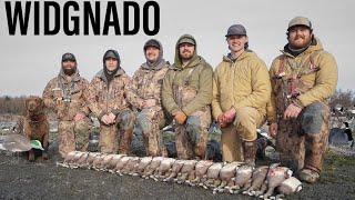 INSANE Wigeon Hunting In WA State (6 MAN LIMIT WIDGNADO)