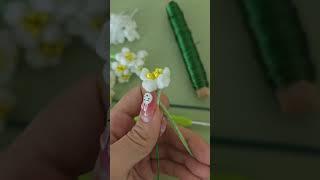 Add this to your craft list  #crochet #flowers