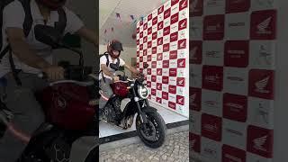 Indo buscar a CB 1000R loja.
