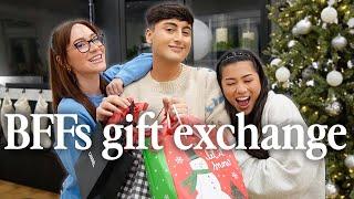 BFF CHRISTMAS GIFT EXCHANGE WITH REMI & ALISHA! | Vlogmas Day 22