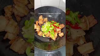 五花肉炒竹笋拌饭！！！#张拾亿拌饭 #抖音美食推荐官 #妈呀太香了#内容启发搜索 #家常菜食谱