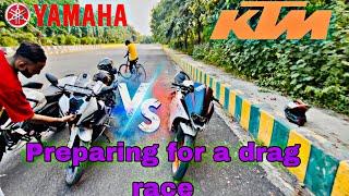 R15M VS KTM Preparing for a drag race. ️️ @HMVlog52