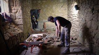 Demolishing the last of the basement ready for the mason.