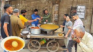 70/- Rs UNIQUE BREAKFAST  PAKISTANI 60 YEAR'S OLD CHANA STREET FOOD - EGG CHANA CHOLE PLATE