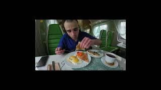 МУКБАНГ В ПОЕЗДЕ / КАША РИСОВАЯ / ЯИЧНИЦА / СЫРНИКИ АСМР НАРЕЗКИ ЛУЧШЕЕ #mukbang #food #asmr #shorts