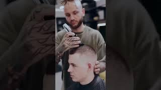 #barber #barbershop #haircut #hairstyletutorial #fade #hairstyle #barberlife #hair #menshair