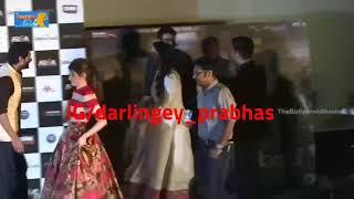 Look how Anushka stopped Prabhas from going ahead | Bahubali promotions | Pranushka | Darling&Sweety