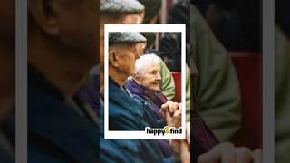 Forever lasting memories #wholesome #candidphoto #subwayart #happiness #happy2find #streetphoto