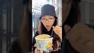 Review há cảo đóng hộp Trung Quốc