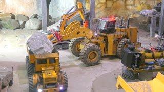 Hand-Built RC K700 6x6 Diesel vs. Giant CAT 993K – Real Footage