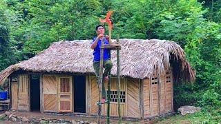 CUONG installed a wind power system alone, using discarded materials. Living resiliently