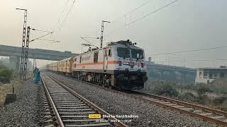 Erode WAP7 with Coimbatore - Rajkot Express.