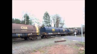 MEGA RARE! CSX Q418 has an EMD NW2 in Blauvelt on the River Line!