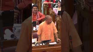 “Accha Laga…” CM Yogi, Akhilesh Yadav share light moments in UP Assembly