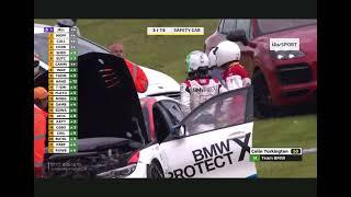 BTCC Oulton Park 2022 Race 3 Dan Lloyd, Colin Turkington, Michael Crees Crash