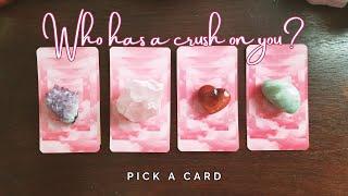 ..::  Who has a crush on you?  ::.. pick a card .:: crush tarot reading ::..