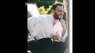 ¡Kerem Bürsin reveló el nombre de su bebé en plena fiesta! ¡Nadie lo esperaba!
