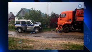 В поселке Ибреси нетрезвый полицейский сел за руль и сбил мужчину