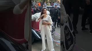 Virat Kohli And Cute Wife Anushka Sharma️