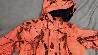 GUIDE SERIES BLAZE ORANGE TECH H2O REALTREE CAMO JACKET REVIEW!!! MY FAVORITE HUNTING JACKET!!!!