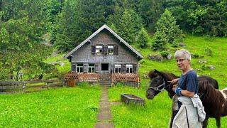 Life in a Swiss Alpine village | Heavy rain fell while cows were grazing outside the farm!!