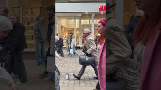 Unbelievable magic man!#magic #manchester #flyingsuit #walkthrough