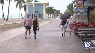 Hollywood Beach Broadwalk looks empty ahead of Hurricane Milton